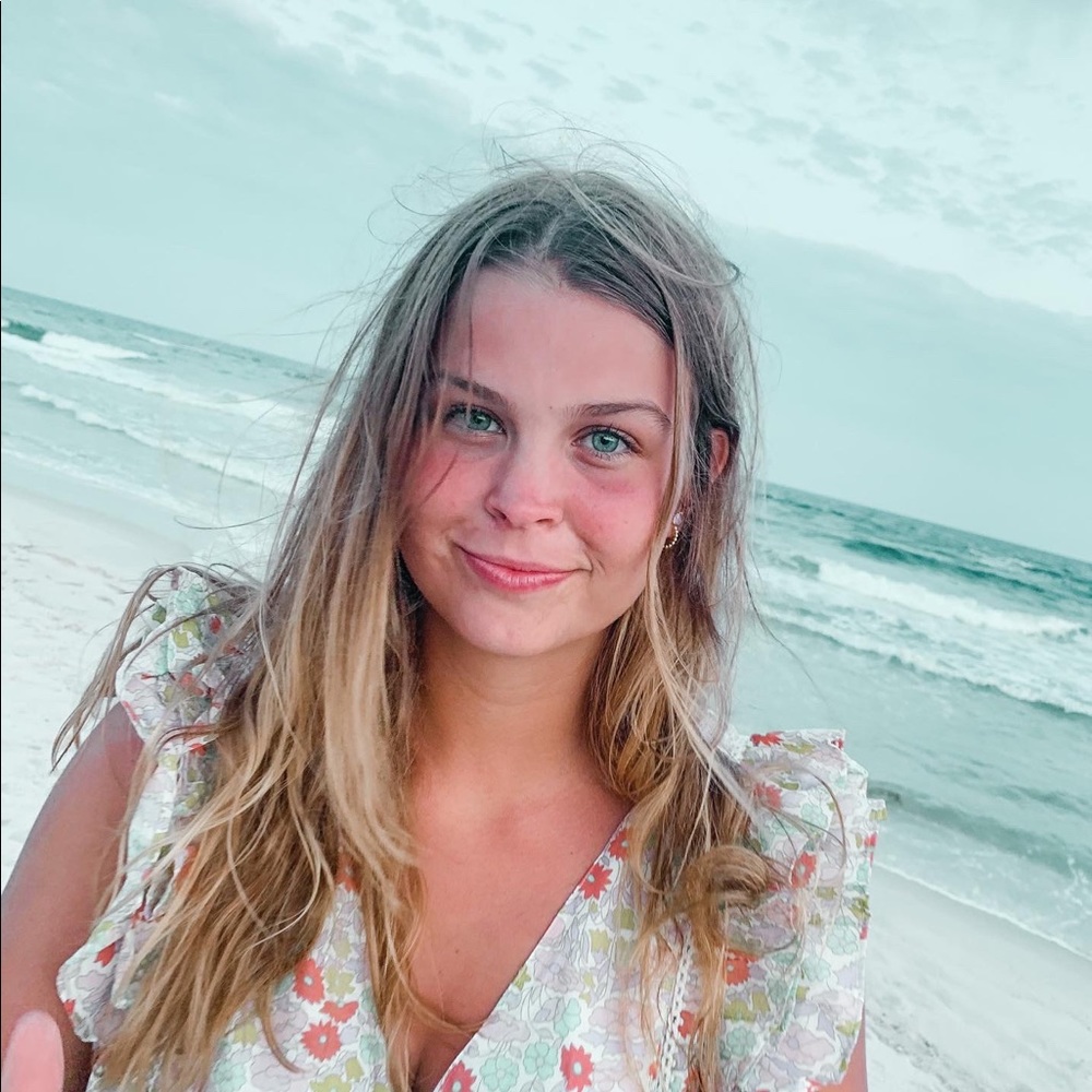 Meet your Posher, Cally